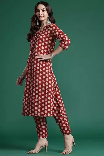 Women Printed Pleated Pure Cotton Kurta with Trousers