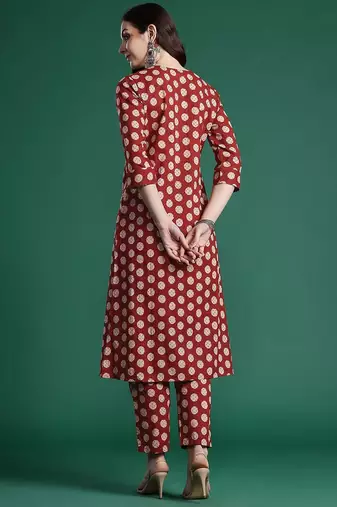 Women Printed Pleated Pure Cotton Kurta with Trousers
