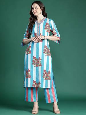 Floral Printed Regular Pure Cotton Kurta with Trousers 4