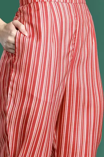 Floral Printed Regular Kurta with Trousers