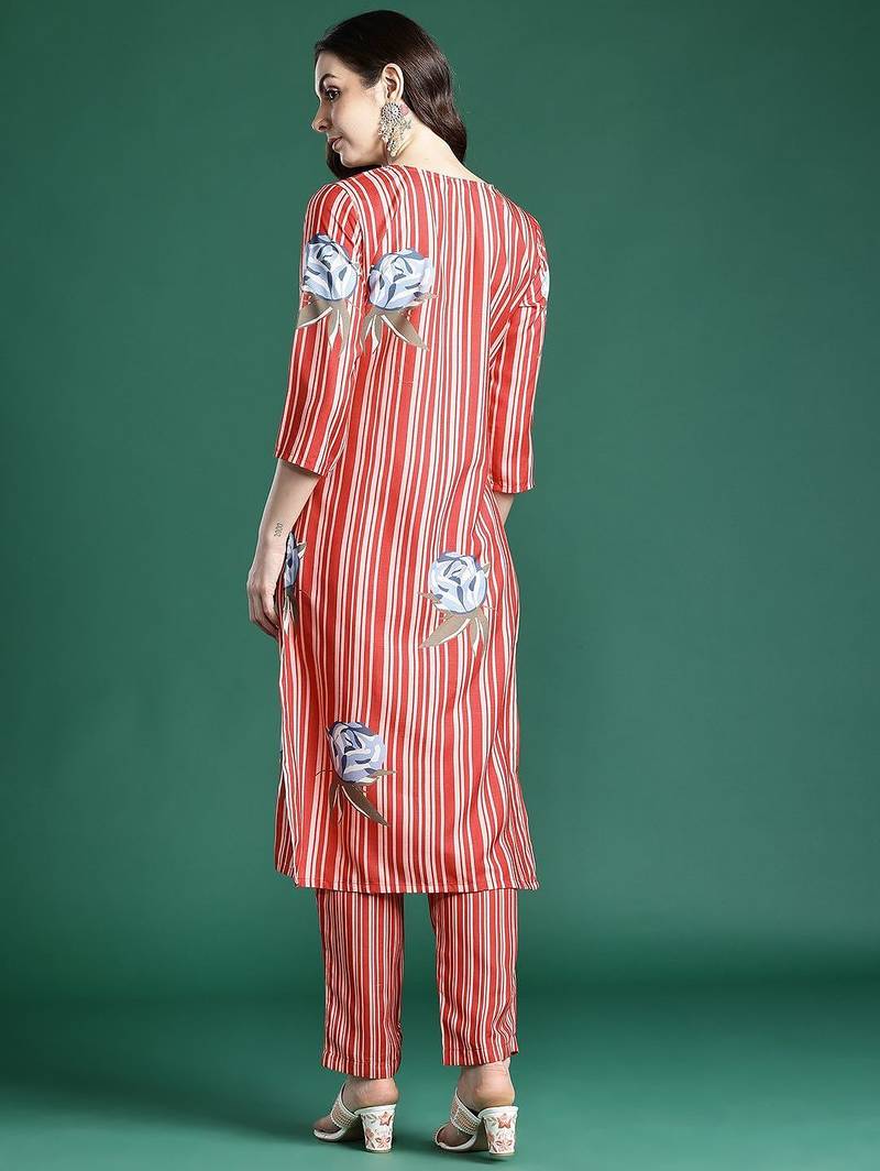 Floral Printed Regular Kurta with Trousers