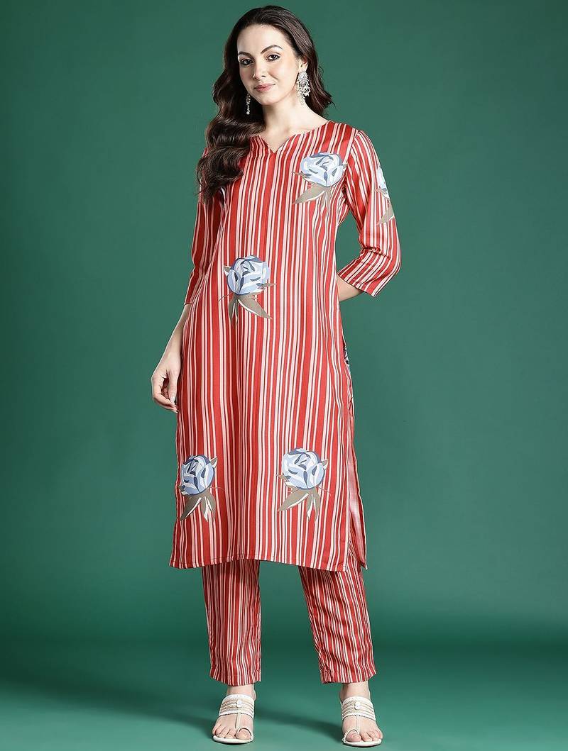 Floral Printed Regular Kurta with Trousers