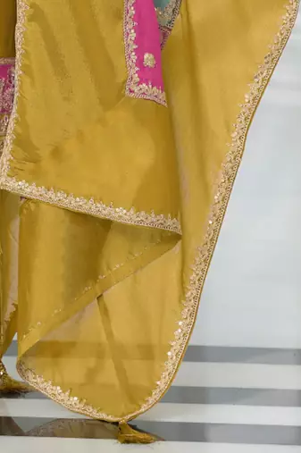Women Floral Embroidered Kurta with Trousers & Dupatta