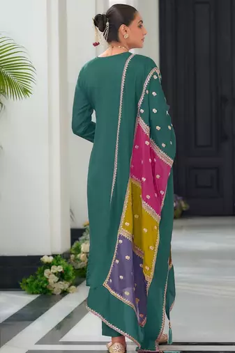 Women Ethnic Motifs Embroidered Regular Mirror Work Kurta with Trousers & With Dupatta