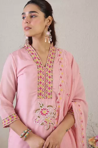 Women Floral Embroidered Kurta with Trousers & Dupatta
