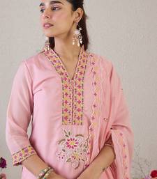 Women Floral Embroidered Kurta with Trousers & Dupatta
