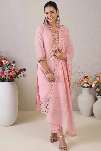 Women Floral Embroidered Kurta with Trousers & Dupatta