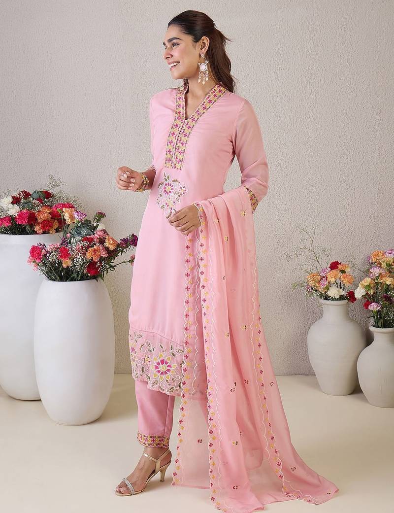 Women Floral Embroidered Kurta with Trousers & Dupatta