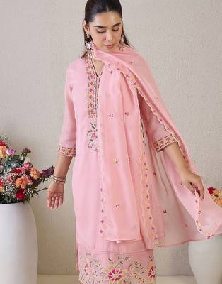 Women Floral Embroidered Kurta with Trousers & Dupatta 6