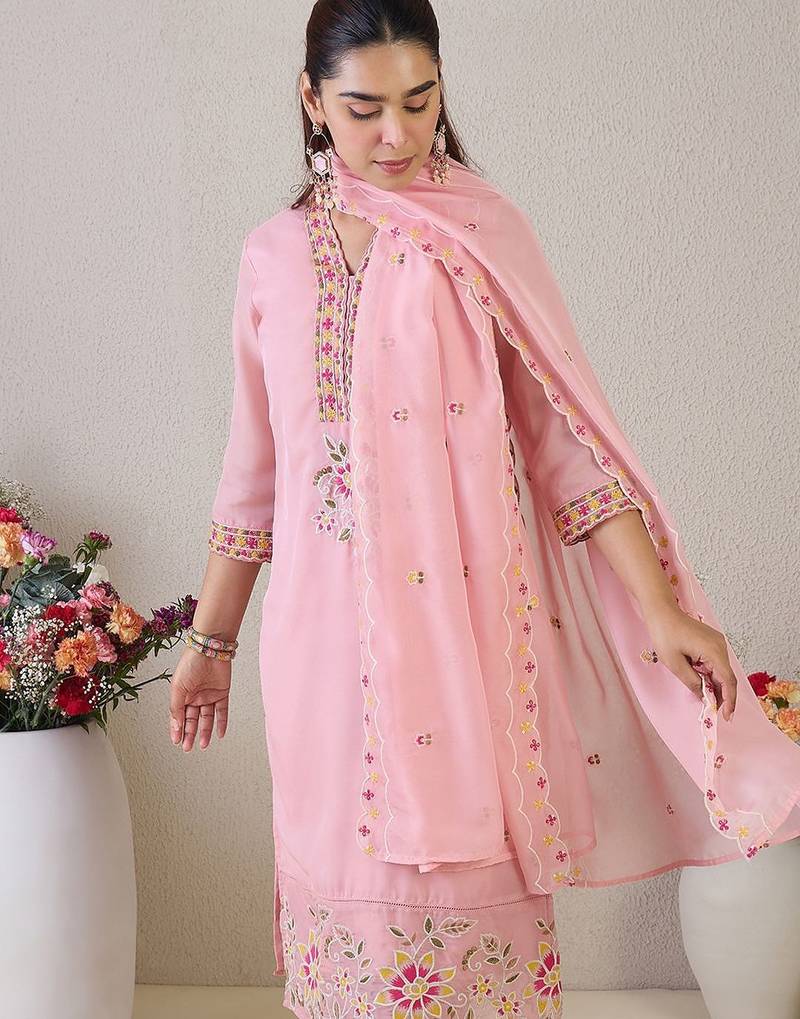 Women Floral Embroidered Kurta with Trousers & Dupatta