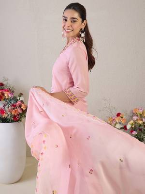 Women Floral Embroidered Kurta with Trousers & Dupatta 7