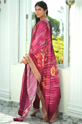 Ethnic Motifs Embroidered Sequinned Kurta With Trousers & Dupatta