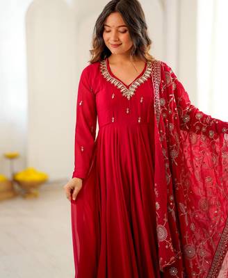 Red khatli & mirror work georgette gown set 4