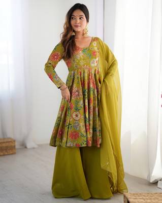 Green floral printed chanderi kurta palazzo set 3