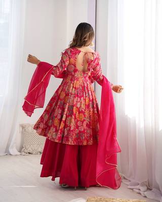 Rani pink floral printed chanderi kurta palazzo set 2