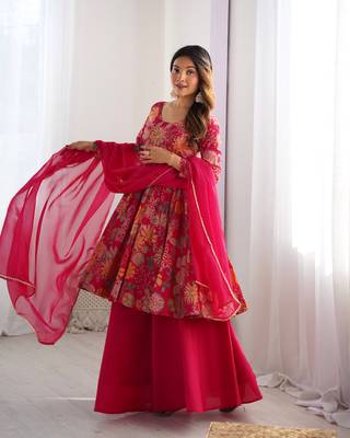 Rani pink floral printed chanderi kurta palazzo set 3