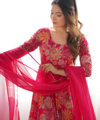 Rani pink floral printed chanderi kurta palazzo set 4