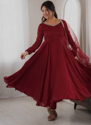 Maroon mirror work lace border crush silk anarkali set 1