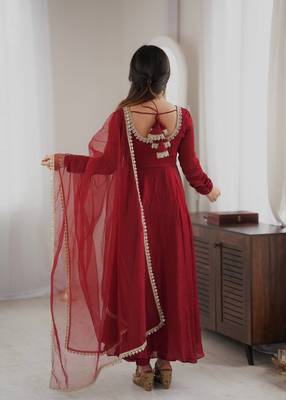 Maroon mirror work lace border crush silk anarkali set 2
