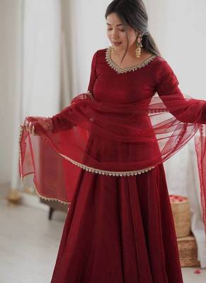 Maroon mirror work lace border crush silk anarkali set 4