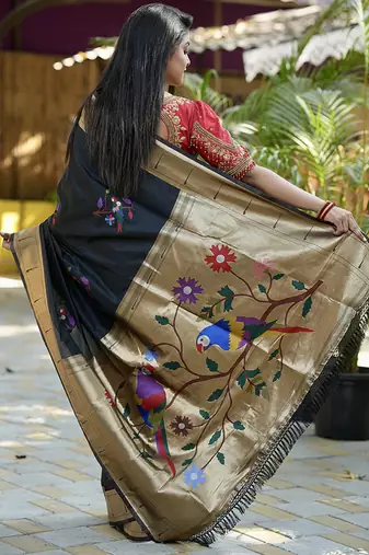 Black paithani silk blend saree with floral & peacock motifs