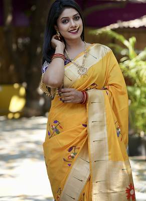 Mustard paithani silk blend saree with floral & peacock motifs 4