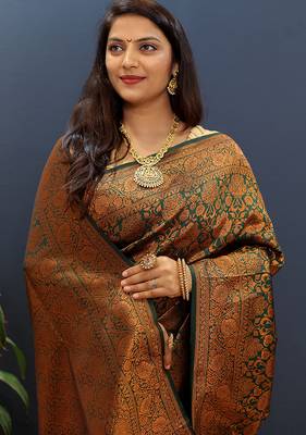 dark green & gold woven banarasi silk blend saree with rich zari border 4