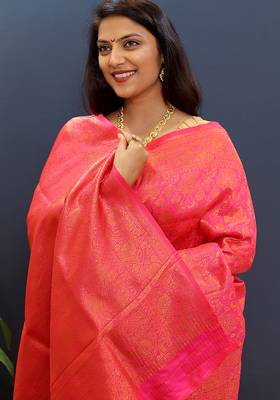 rani pink & gold woven banarasi silk blend saree with rich zari border 3
