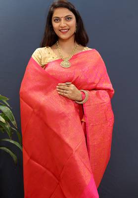 rani pink & gold woven banarasi silk blend saree with rich zari border 4