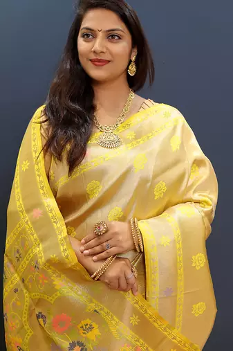 Beige gold silk blend saree with yellow floral zari weaving & rich brocade pallu