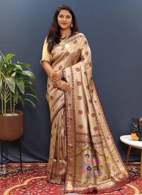 Gold silk blend saree with maroon floral zari weaving & rich brocade pallu 1