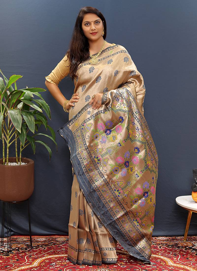 Gold silk blend saree with grey floral zari weaving & rich brocade pallu