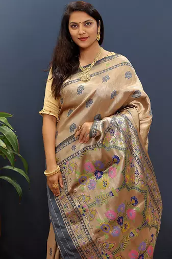 Gold silk blend saree with grey floral zari weaving & rich brocade pallu