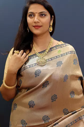 Gold silk blend saree with grey floral zari weaving & rich brocade pallu