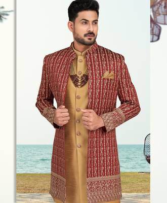 Maroon & beige colour full computer amrodery two pice sherwani set with thred  work with fancy botton 2