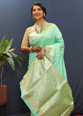Sea green banarasi silk blend saree with zari buti & rich woven border 3