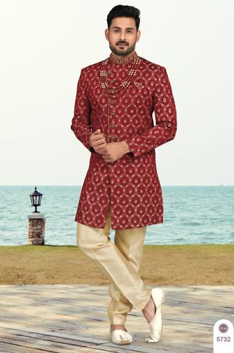 Maroon colour full computer amrodery sherwani set with thred, stone & hand work with fancy botton