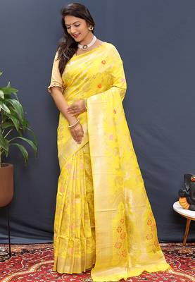 Yellow banarasi silk blend saree with all-over gold zari floral jaal 2