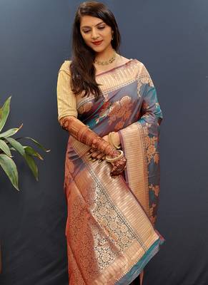 Grey banarasi silk blend saree with gold zari floral weaving & rich border 3