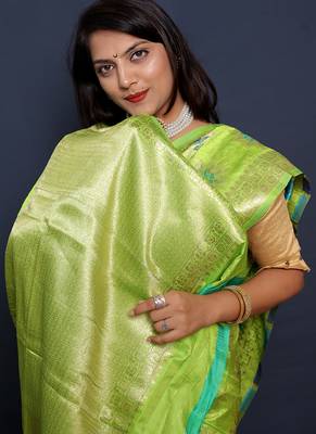 Light green banarasi silk blend saree with  zari floral buta work 3