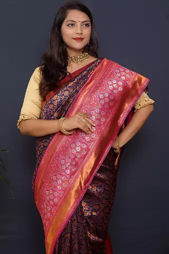 Navy blue banarasi silk blend saree with pink zari border & woven pallu
