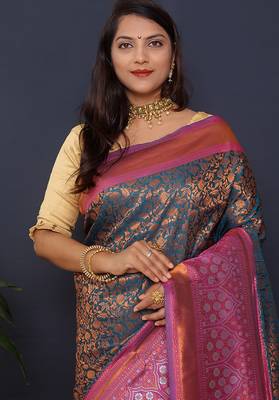 Teal blue banarasi silk blend saree with pink zari border & woven pallu 3