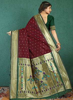 Maroon banarasi silk blend saree with zari weaving & dark green paithani border 2