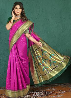 Magenta banarasi silk blend saree with zari weaving & dark green paithani border 1