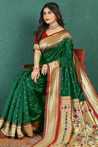 Dark green banarasi silk blend saree with zari weaving & maroon paithani border