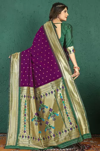 Dark purple banarasi silk blend saree with zari weaving & dark green paithani border