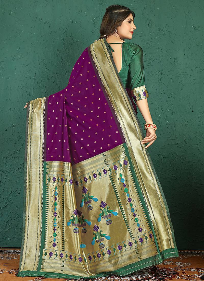 Dark purple banarasi silk blend saree with zari weaving & dark green paithani border