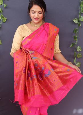 Rani pink banarasi silk blend saree with copper zari butti & geometric woven border 4