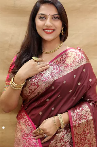 Wine banarasi silk blend saree with contrast border & rich zari weaving