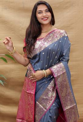 Grey banarasi silk blend saree with contrast border & rich zari weaving 3